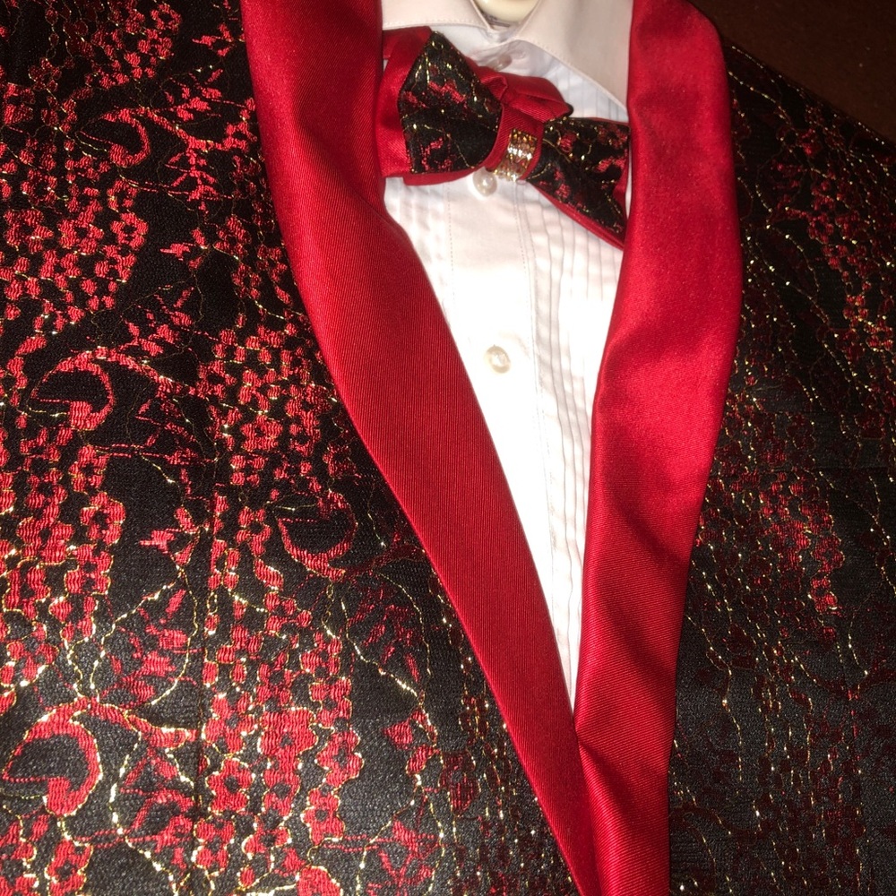 Men’s Medium Red, Black & Gold Slim Fit Party Suit
